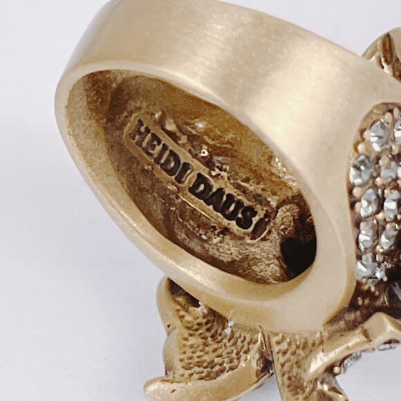 Signed Heidi Daus Gold Tone Floral Flower Rhinestone Cocktail Ring 6.75 Vintage - Picture 9 of 16